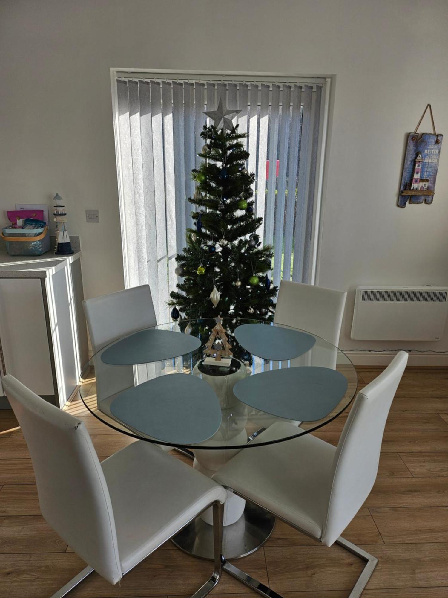 Coastal Apartment With Beach On Your Doorstep! Llanelli Buitenkant foto